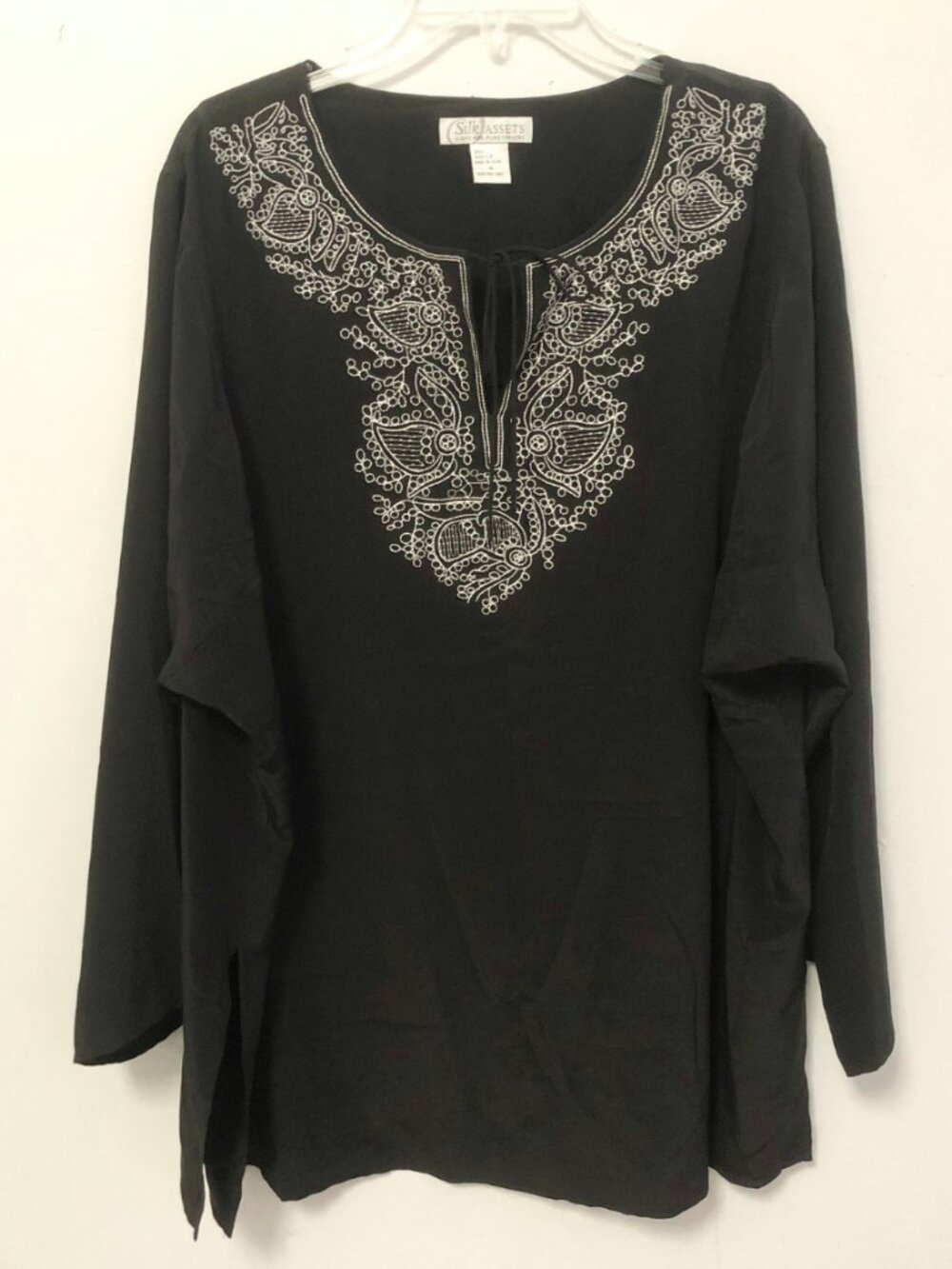 VTG Diane von Furstenberg Silk Black Tunic White Embroidery Boho Plus size